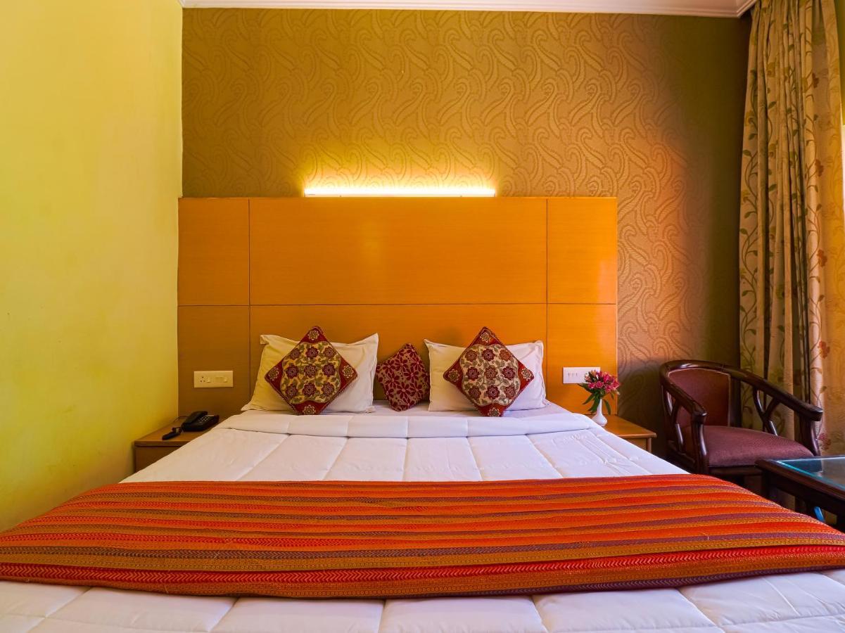 Hotel The Byke Sunshine Grand Utakamand Zewnętrze zdjęcie